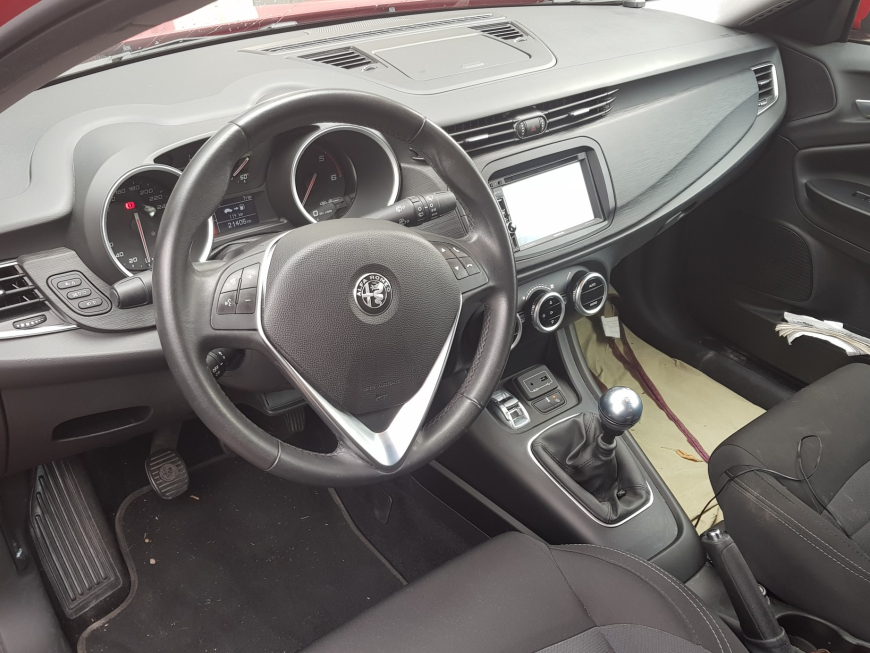 Εγκατάσταση 2Din Kenwood Οθόνης σε Alfa Romeo Giulietta