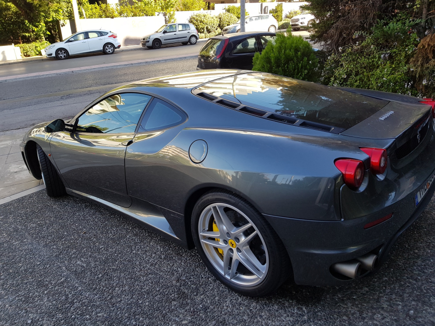 Εγκατάσταση R/CD Pioneer & Ηχείων Focal σε Ferrari F-430