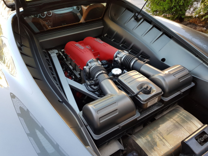 Εγκατάσταση R/CD Pioneer & Ηχείων Focal σε Ferrari F-430