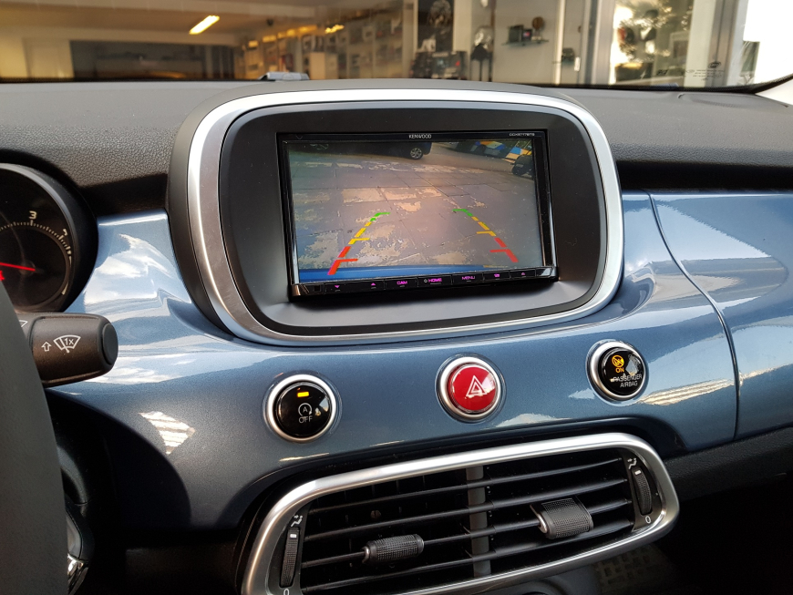 Εγκατάσταση οθόνης 2Din Kenwood και κάμερας οπισθοπορείας σε Fiat 500 X