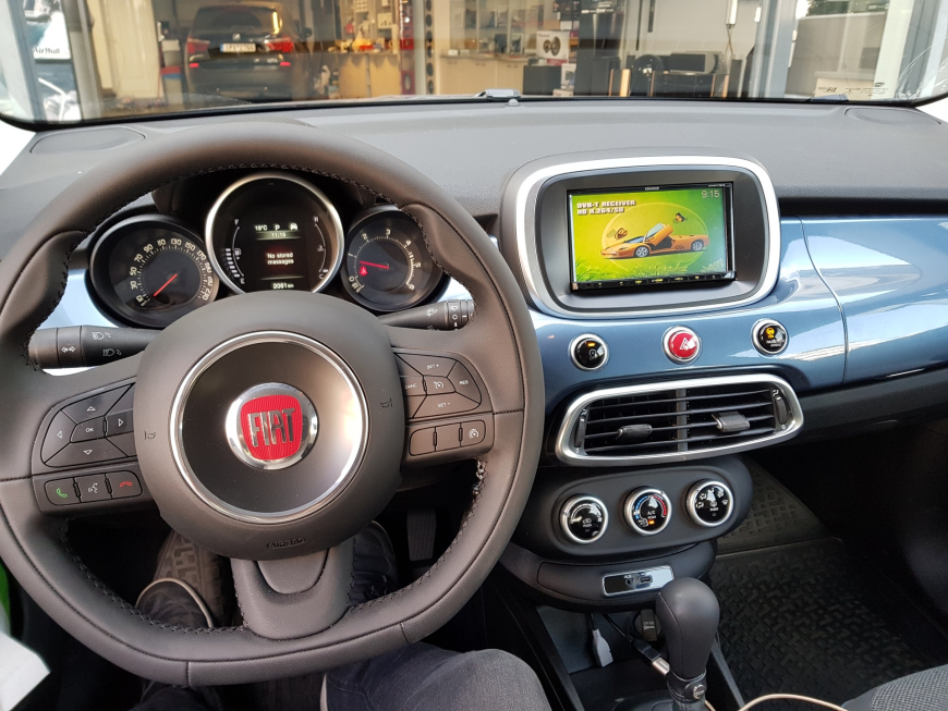 Εγκατάσταση οθόνης 2Din Kenwood και κάμερας οπισθοπορείας σε Fiat 500 X