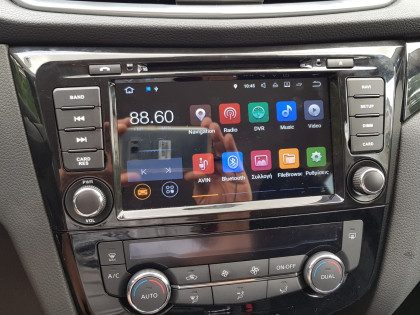 Εγκατάσταση οθόνης σε Nissan Qashqai.