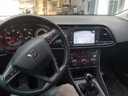 Εγκατάσταση οθόνης IQ με Car Cinema Navigation Android σε Seat Leon. 