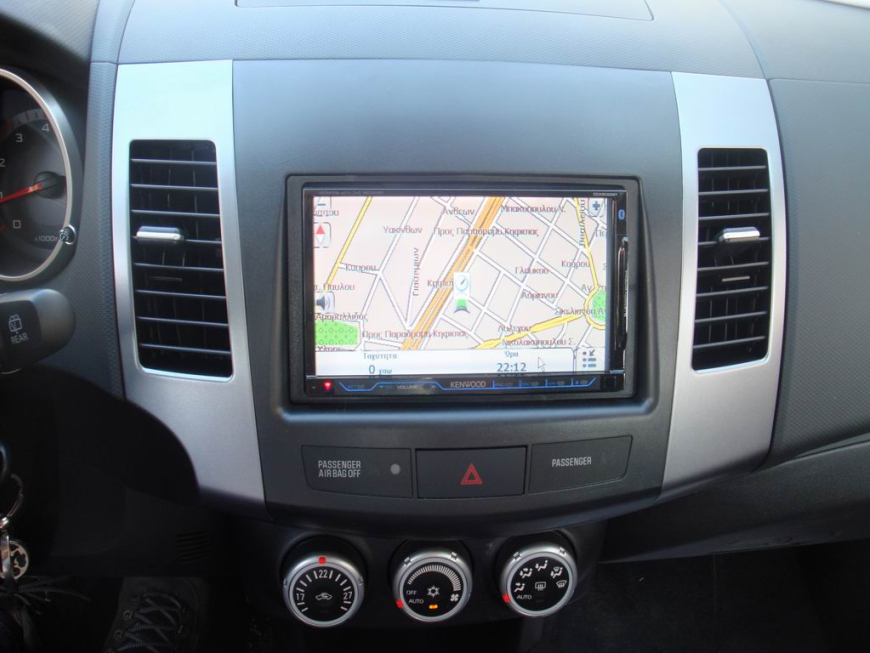Εγκατάσταση οθόνης 2Din Kenwood σε Mitsubishi Outlander 2009