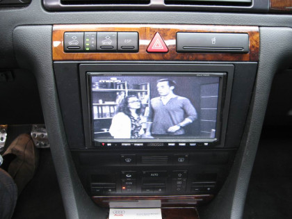 Εγκατάσταση οθόνης 2Din Kenwood σε Audi Allroad