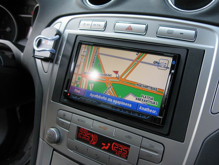 Εγκατάσταση οθόνης 2Din Kenwood σε Ford Mondeo