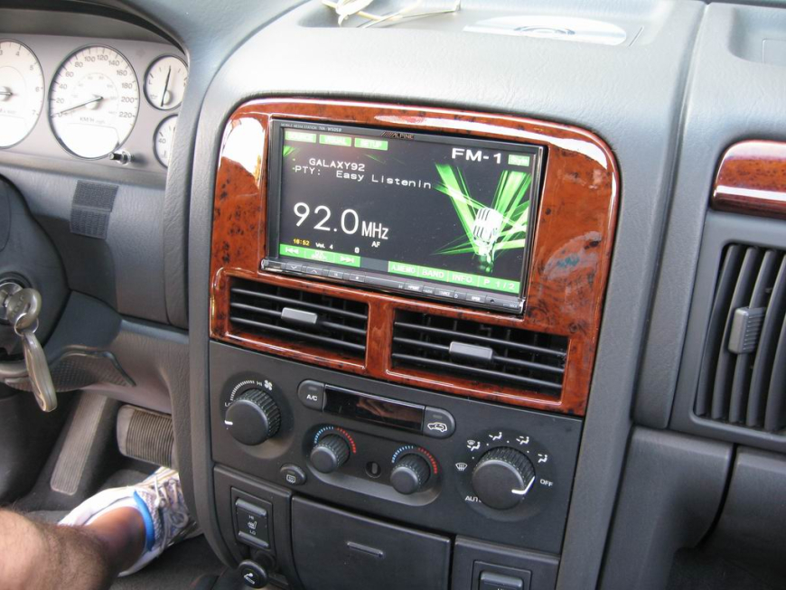 Εγκατάσταση 2Din Alpine οθόνης σε Jeep Grand Cherokee 