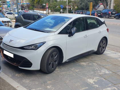 Εγκατάσταση εργοστασιακού PDC (Parking Sensor) & Rear Camera σε  Seat Cupra Born.