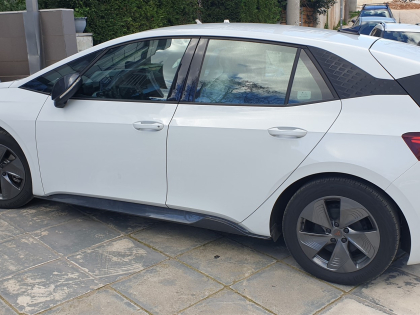 Εγκατάσταση εργοστασιακού PDC (Parking Sensor) & Rear Camera σε  Seat Cupra Born.