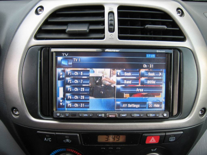 Εγκατάσταση οθόνης 2Din Pioneer σε Toyota Rav-4