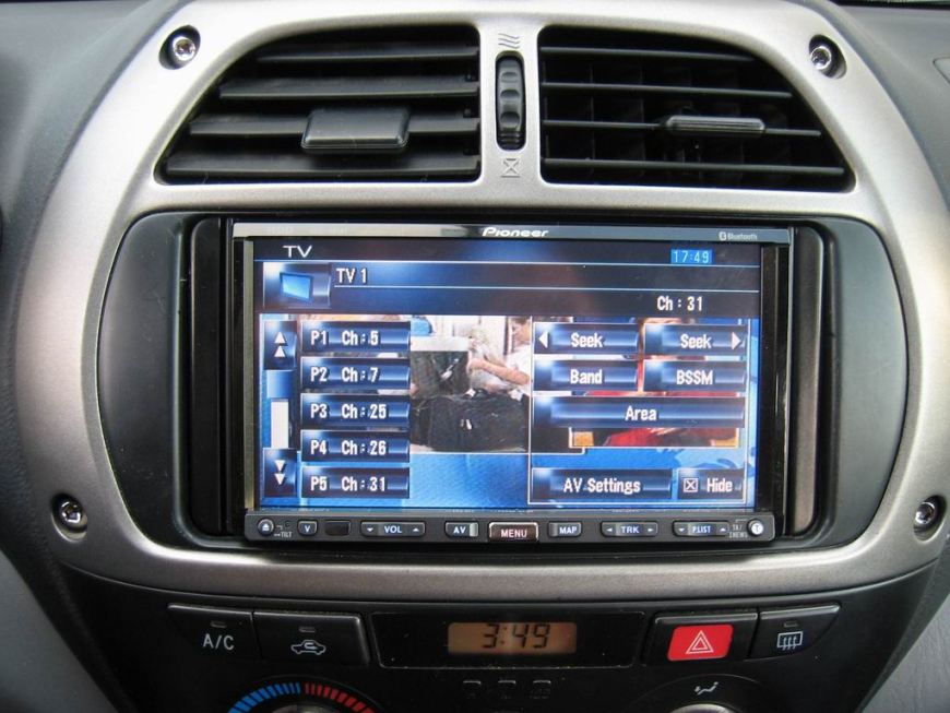 Εγκατάσταση οθόνης 2Din Pioneer σε Toyota Rav-4