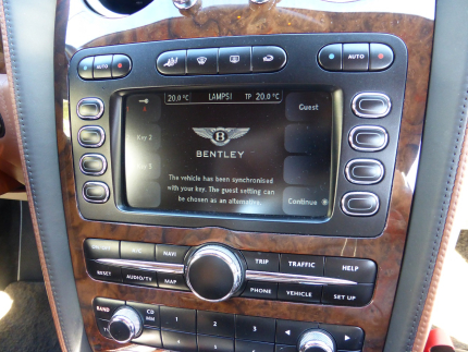 Εγκατάσταση Video in motion σε Bentley Continental CT