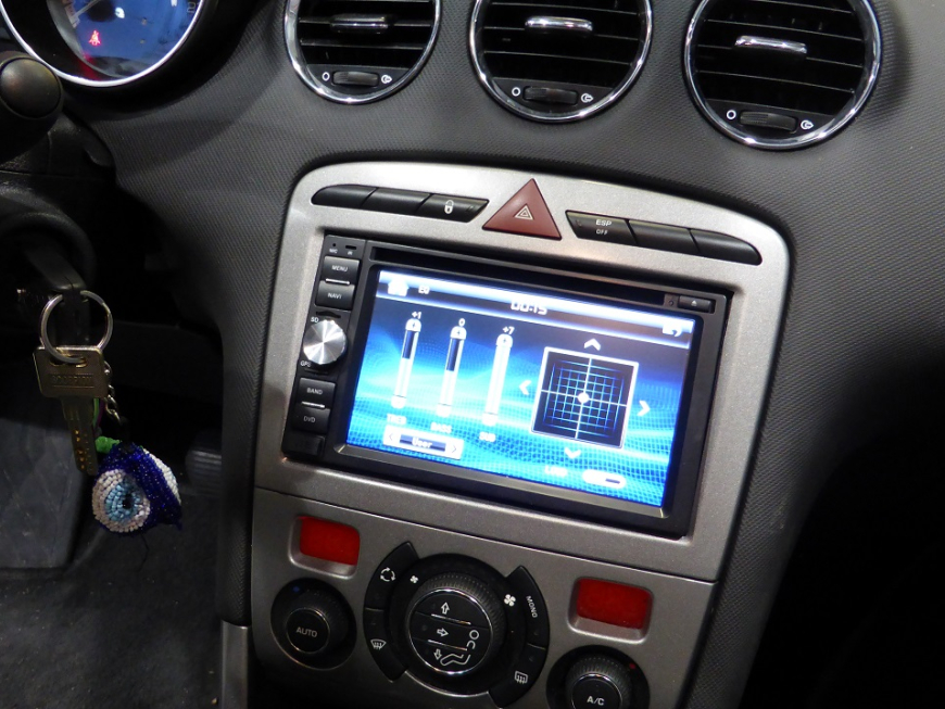 Eγκατάσταση οθόνης  2Din Digital IQ σε Peugeot 308 SW