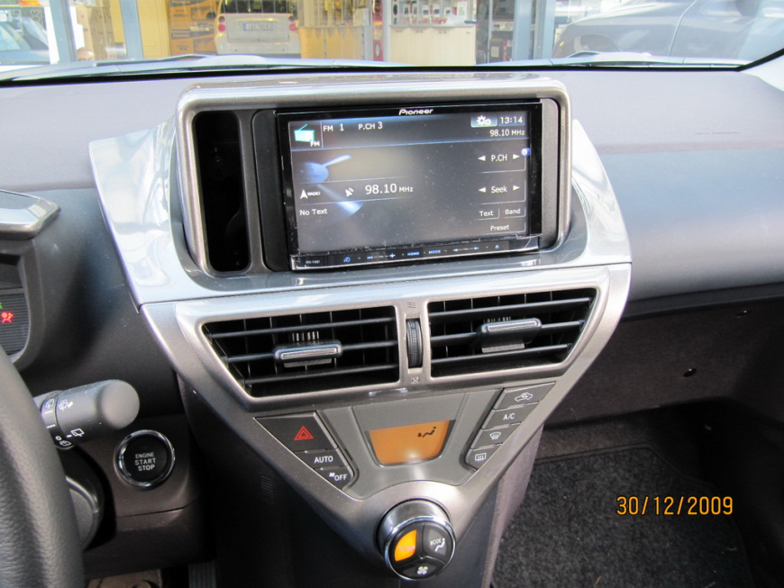 Εγκατάσταση 2Din Kenwood οθόνης σε Toyota IQ