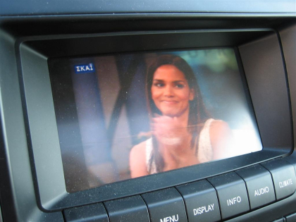 Αναβάθμιση εργοστασιακής οθόνης σε Toyota Land Cruiser