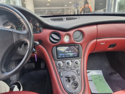 Αναβάθμιση Maserati 4200 GT: Εγκατάσταση Οθόνης Multimedia 7'' με Apple CarPlay & Android Auto