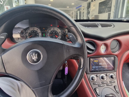 Αναβάθμιση Maserati 4200 GT: Εγκατάσταση Οθόνης Multimedia 7'' με Apple CarPlay & Android Auto