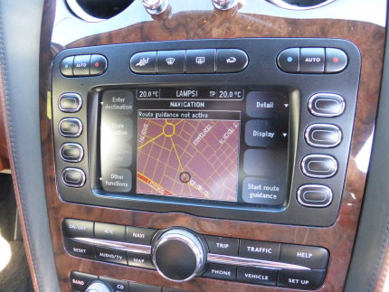 Εγκατάσταση Video in motion σε Bentley Continental CT