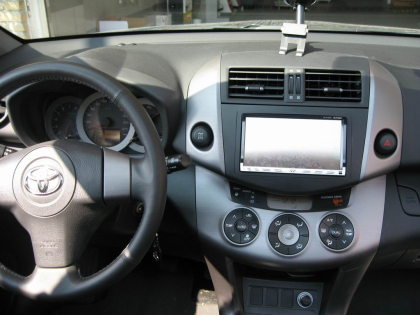 Εγκατάσταση οθόνης 2Din JVC σε Toyota Rav-4