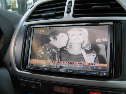 Εγκατάσταση οθόνης 2Din Pioneer σε Toyota Rav-4