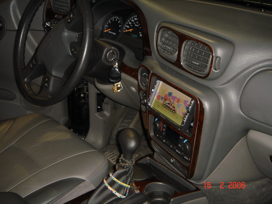 Εγκατάσταση οθόνης Kenwood σε Chevrolet Trail Blazer