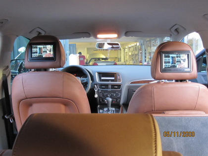 Εγκατάσταση οθονών Veba και κονσόλας PlayStation σε Audi Q5