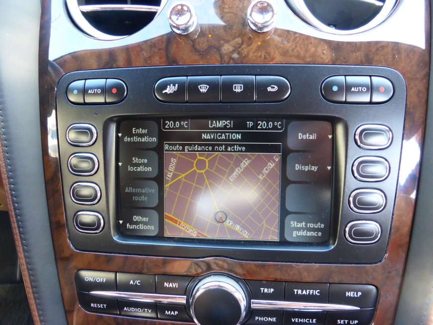 Εγκατάσταση Video in motion σε Bentley Continental CT