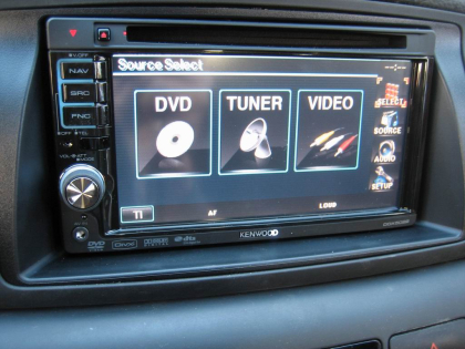 Εγκατάσταση οθόνης 2Din Kenwood σε Toyota Corolla