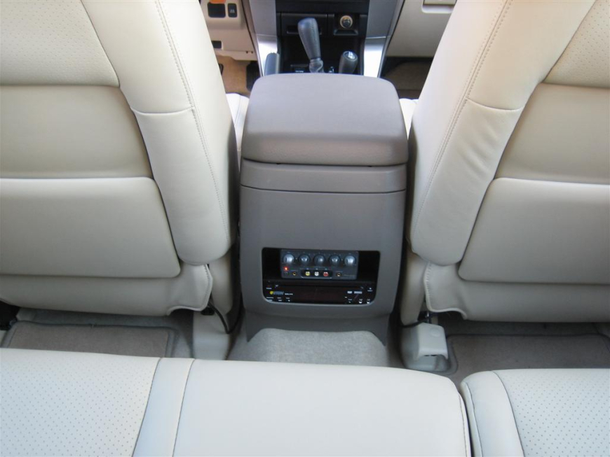 Εγκατάσταση οθόνης 2Din Pioneer σε Toyota Land Cruiser