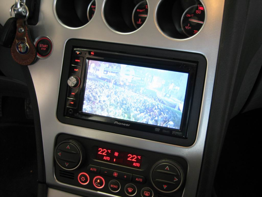 Εγκατάσταση Οθόνης Pioneer AVIC-D3BT σε Alfa Romeo 159