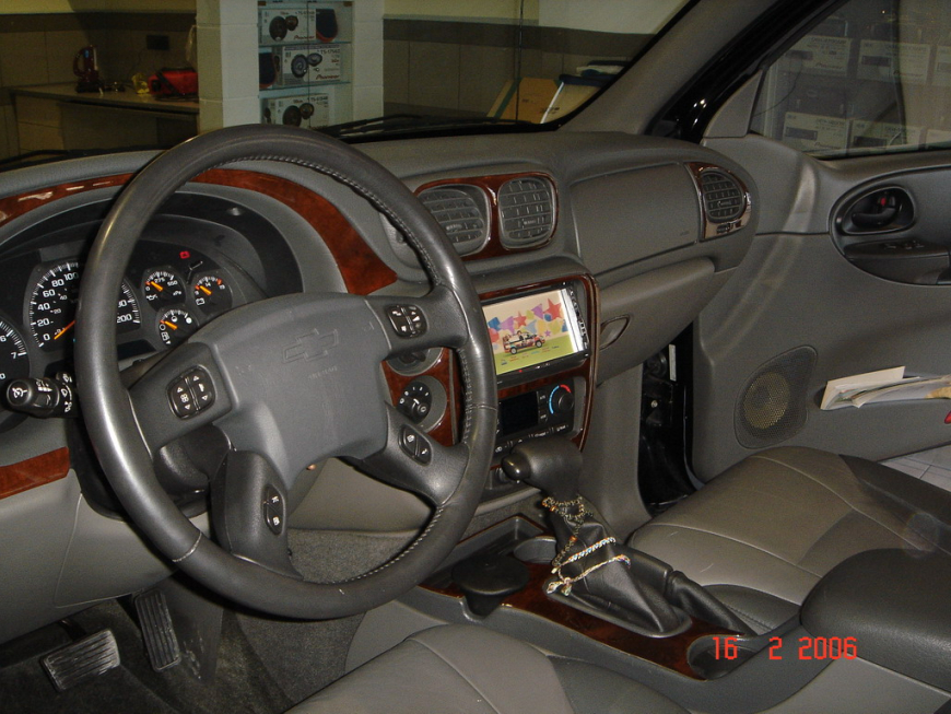 Εγκατάσταση οθόνης Kenwood σε Chevrolet Trail Blazer