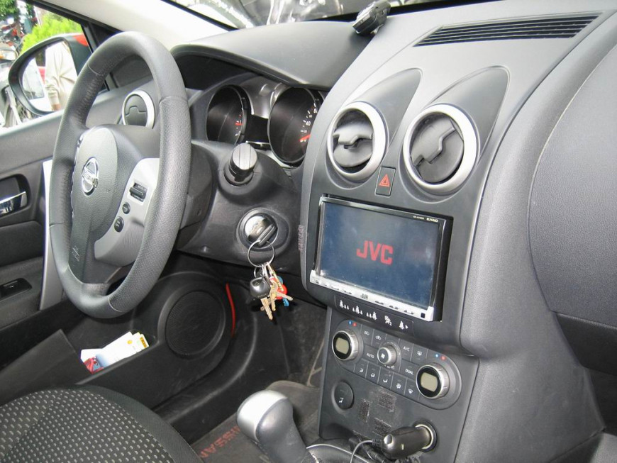 Εγκατάσταση οθόνης 2Din JVC σε Nissan Qashqai