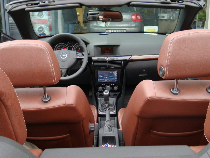 Εγκατάσταση οθόνης 2Din Kenwood σε Opel Astra Turbo