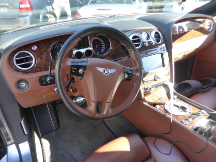 Εγκατάσταση Video in motion σε Bentley Continental CT