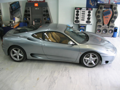 Εγκατάσταση GPS Tracker σε Ferrari 360 Modena