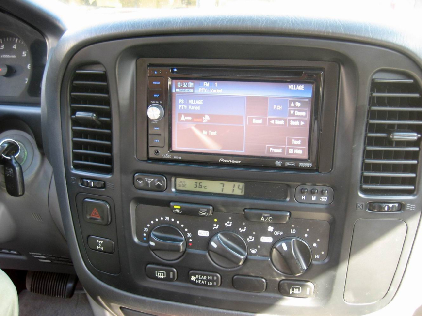 Εγκατάσταση οθόνης 2Din Pioneer σε Toyota Land Cruiser
