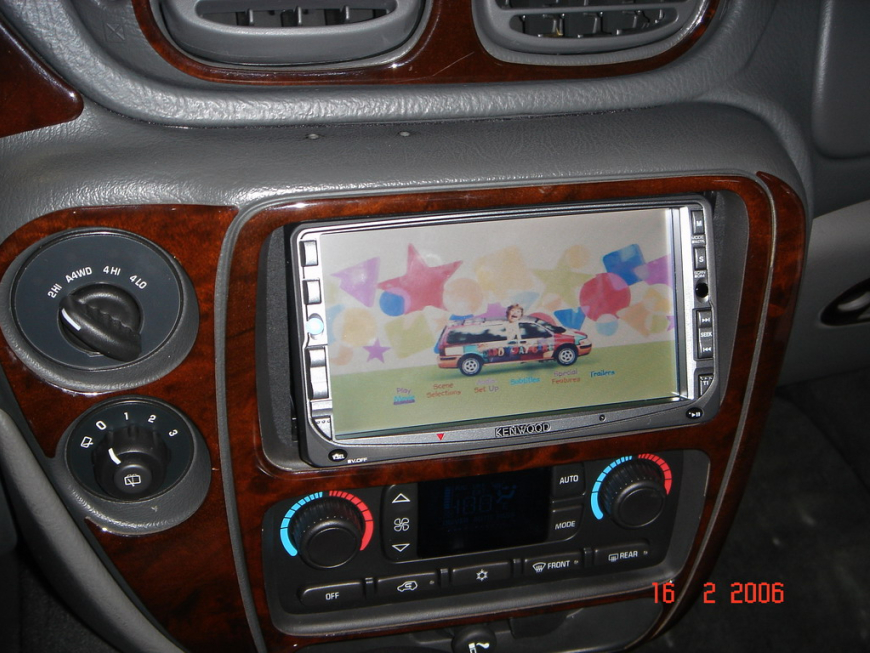 Εγκατάσταση οθόνης Kenwood σε Chevrolet Trail Blazer