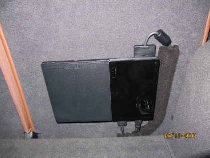 Εγκατάσταση οθονών Veba και κονσόλας PlayStation σε Audi Q5