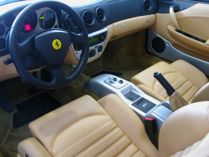 Εγκατάσταση GPS Tracker σε Ferrari 360 Modena