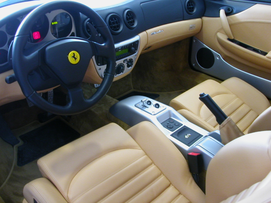 Εγκατάσταση GPS Tracker σε Ferrari 360 Modena