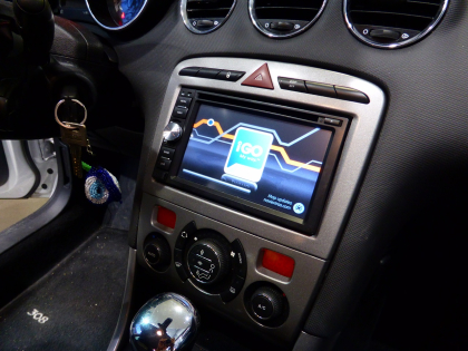 Eγκατάσταση οθόνης  2Din Digital IQ σε Peugeot 308 SW