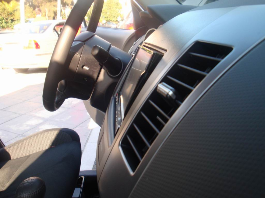 Εγκατάσταση οθόνης 2Din Kenwood σε Mitsubishi Outlander 2009