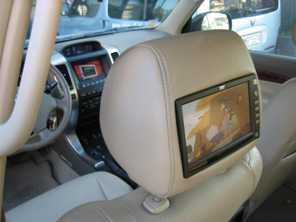 Αναβάθμιση εργοστασιακής οθόνης σε Toyota Land Cruiser