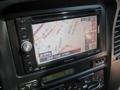 Εγκατάσταση οθόνης 2Din Pioneer σε Toyota Land Cruiser