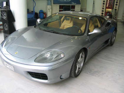 Εγκατάσταση GPS Tracker σε Ferrari 360 Modena