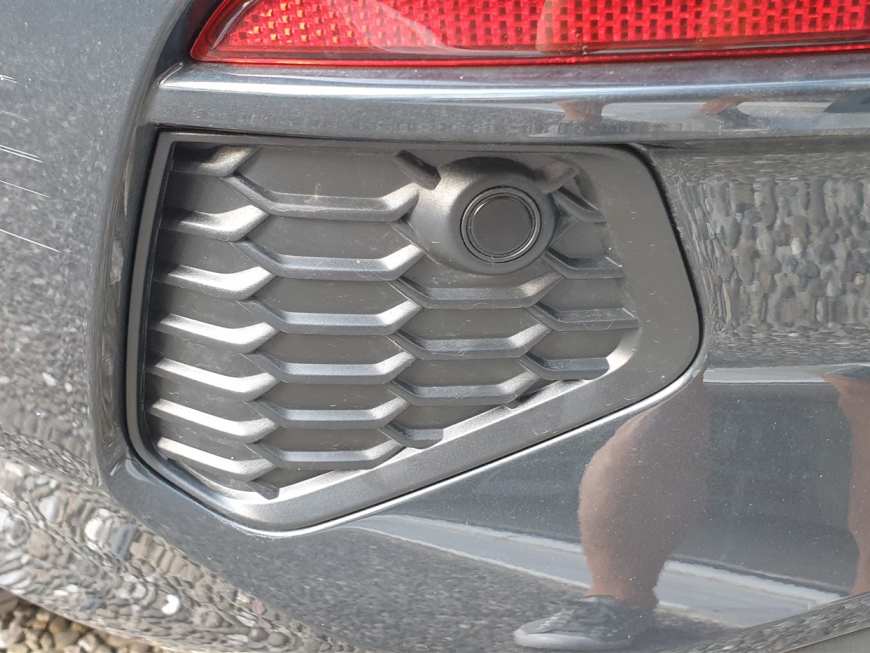 Εγκατάσταση αισθητήρων παρκαρισματος (εμπρός & πίσω) σε Audi A1 GB. 