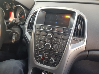 Εγκατάσταση οθόνης Lenovo Tesla Style σε Opel Astra J