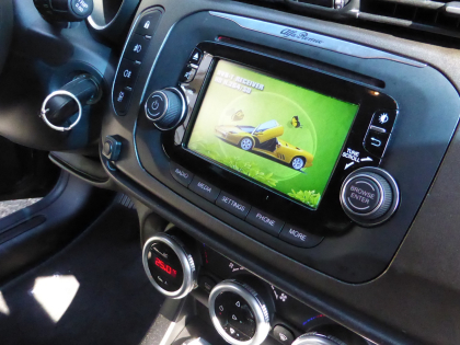 Εγκατάσταση TV Tuner, Mirrolink και Wi-Fi σε Alfa Romeo Giulietta