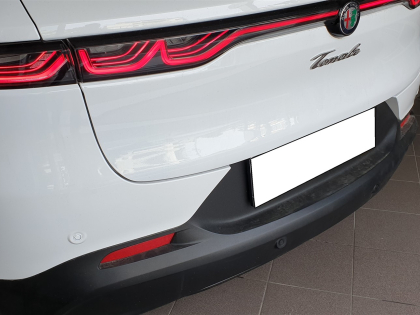 Εγκατάσταση αισθητήρων παρκαρίσματος- κάμερας οπισθοπορείας και εμπροσθοπορείας σε Alfa Romeo Tonale