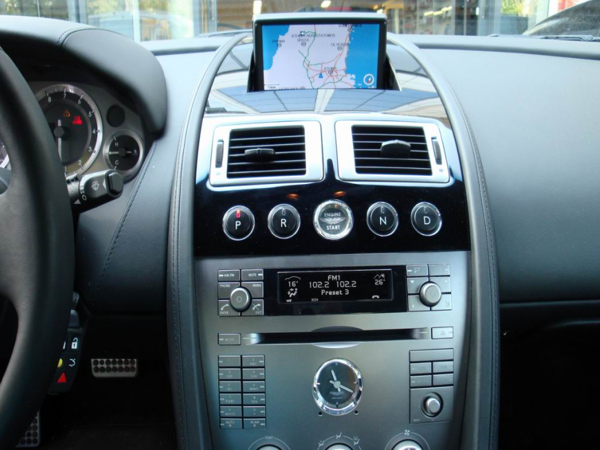 Εγκατάσταση Laser Jammer Blinder σε Aston Martin Vantage DBS Volante (MX25)